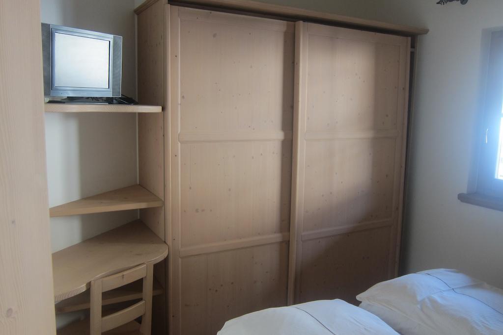 Chalet Rin Da Pemont Livigno Room photo