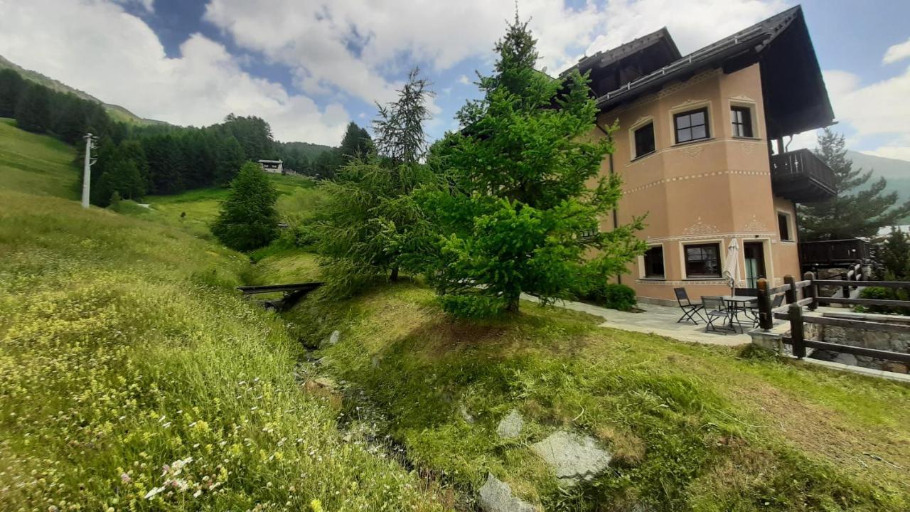 Chalet Rin Da Pemont Livigno Exterior photo