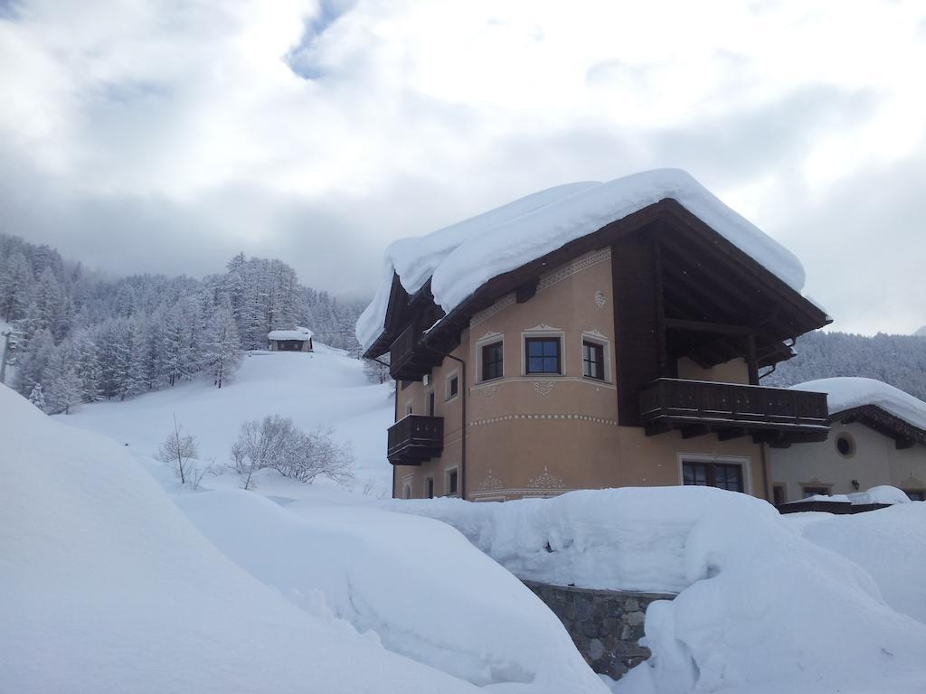 Chalet Rin Da Pemont Livigno Exterior photo